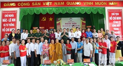 View - 	Đại tướng Nguyễn Trọng Nghĩa dự Ngày hội Đại đoàn kết tại Tây Ninh